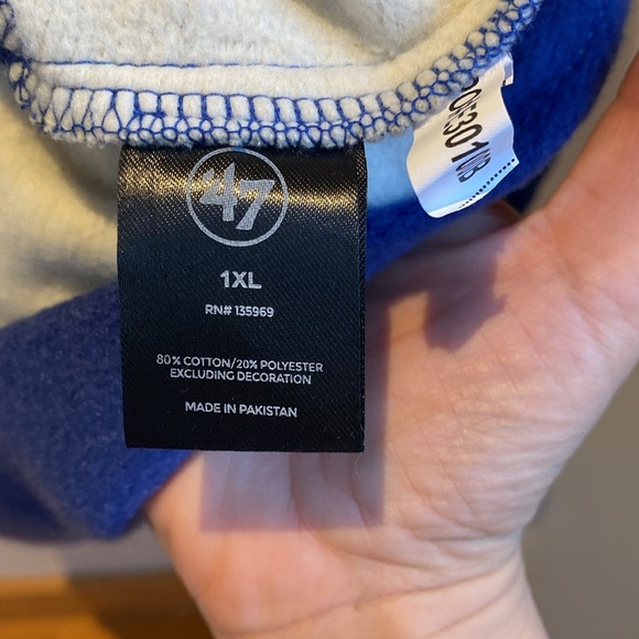 🆕 Canucks Mens Pullover Hoody Licensed - Picture 10 of 10